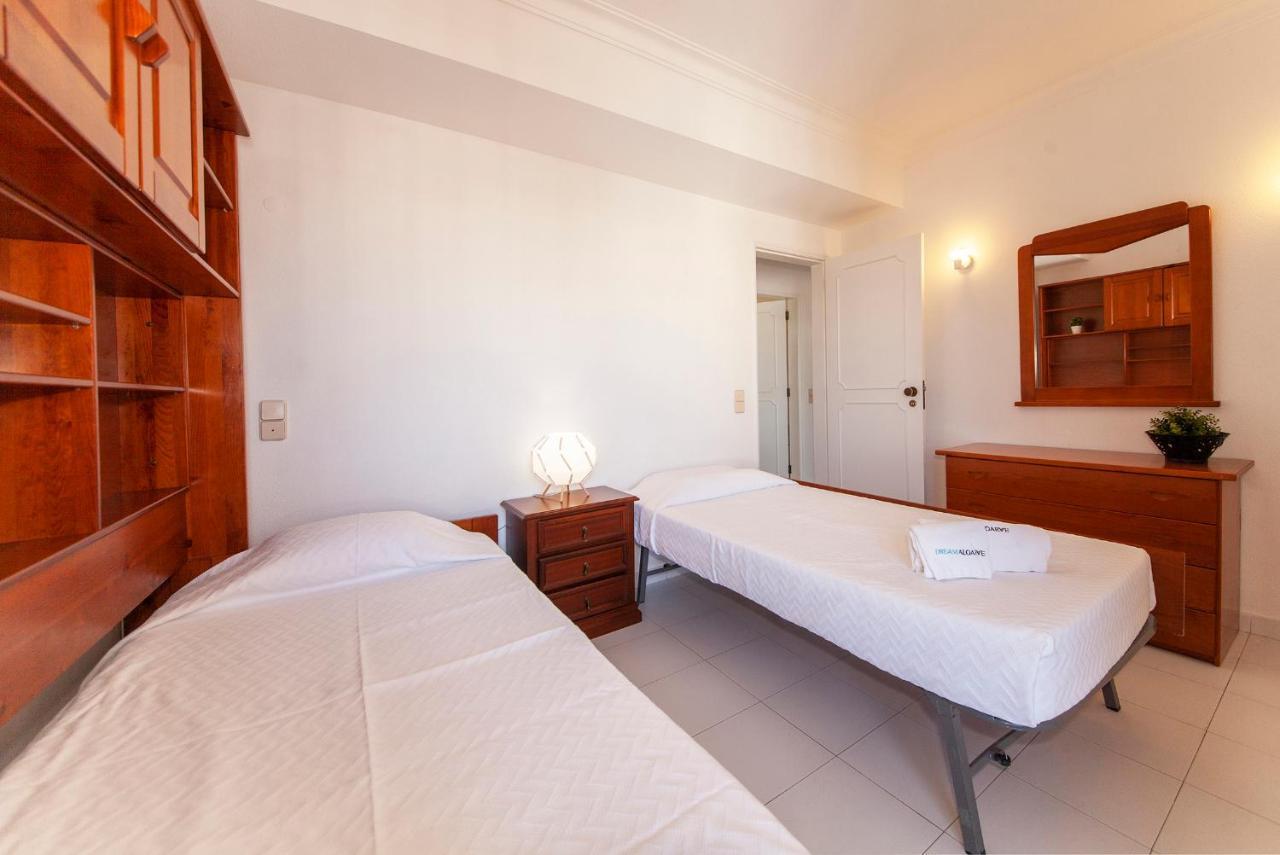 B25 - Candimar Beach Apartment Portimão Buitenkant foto