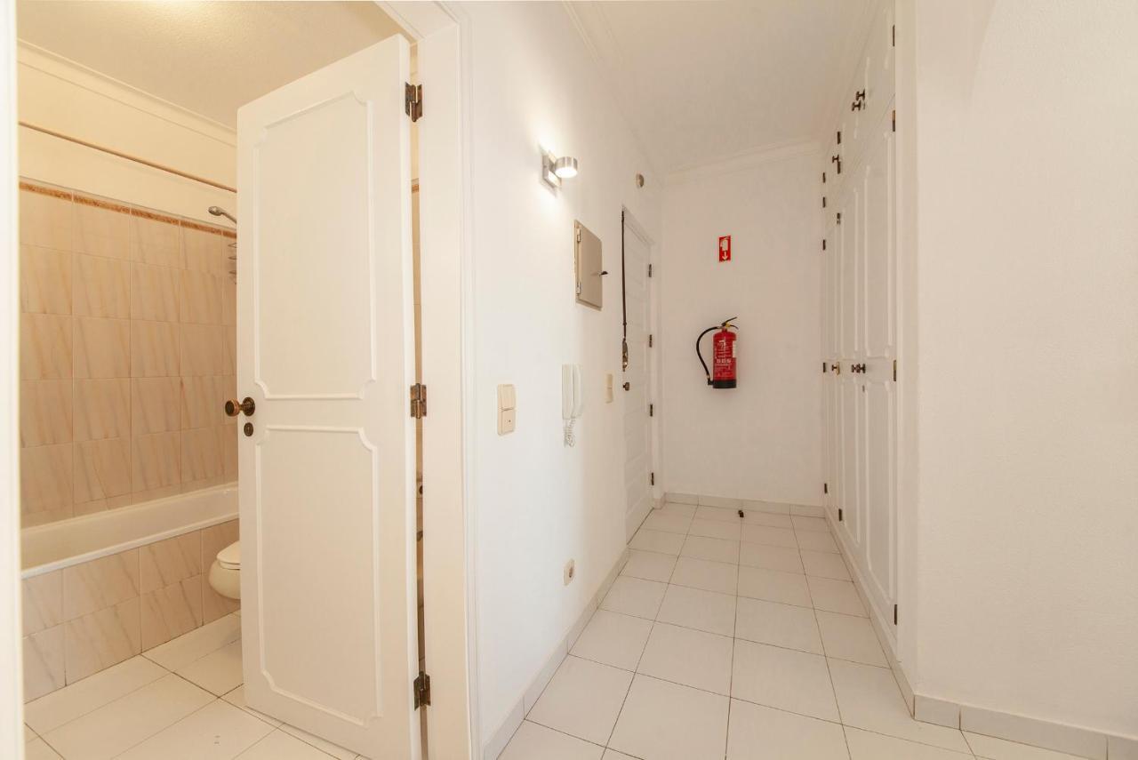 B25 - Candimar Beach Apartment Portimão Buitenkant foto