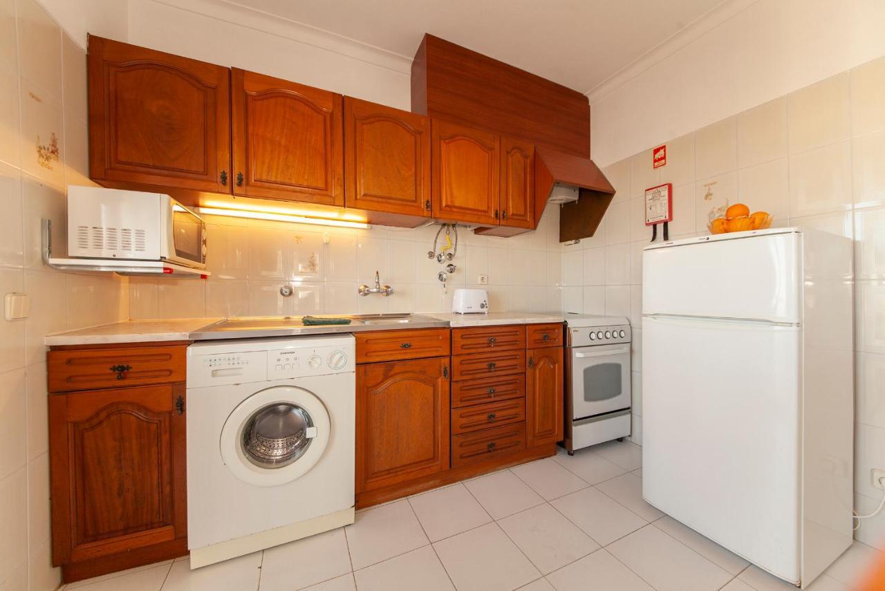 B25 - Candimar Beach Apartment Portimão Buitenkant foto
